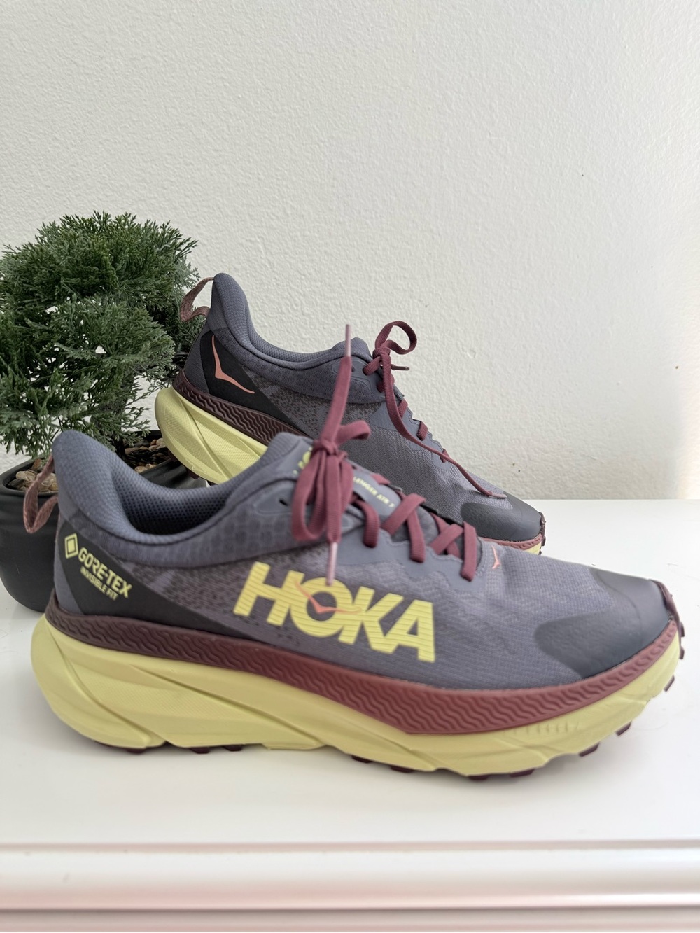 Hoka challenger 7 GTX Women size 10 Gray, Yellow & Mauve Trail Running Shoes